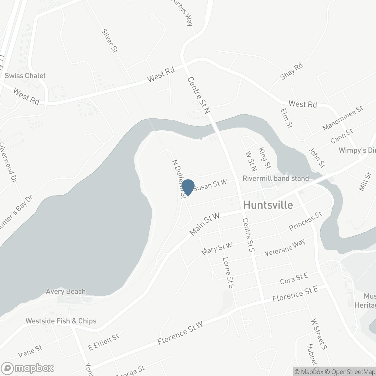 36 SUSAN STREET W, Huntsville, Ontario P1H 1X2